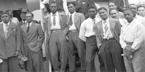 Desembarque dos jamaicanos do Empire Windrush em Tilbury, 21 de junho de 1948