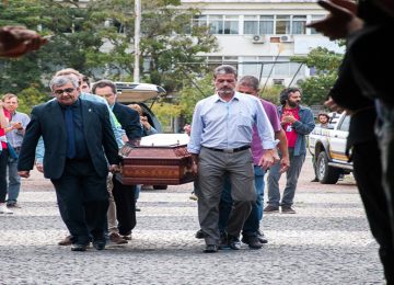 EM NOME DA “HONRA FUNCIONAL”