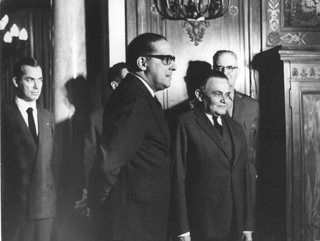Castelo Branco, com Carlos Lacerda (à esquerda), no Palácio Guanabara, julho de 1964