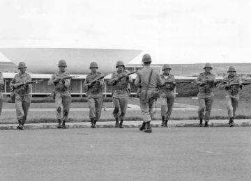 RECEITA PARA MENTIR SOBRE A DITADURA