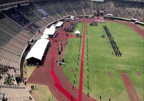 O Estádio Nacional, em Harare, no velório de Mugabe
