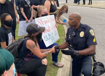 NOVA YORK, DO ISOLAMENTO AO PROTESTO