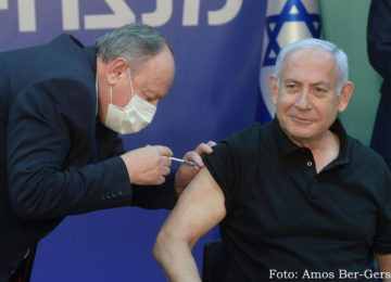 VACINAÇÃO NEGADA NA PALESTINA