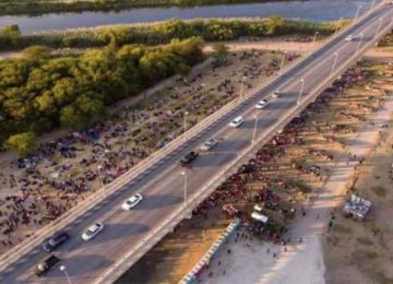 DEPORTANDO HAITIANOS, BIDEN IMITA TRUMP