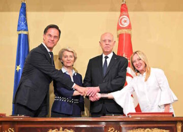 TUNÍSIA, MORRE A FLOR DA PRIMAVERA ÁRABE